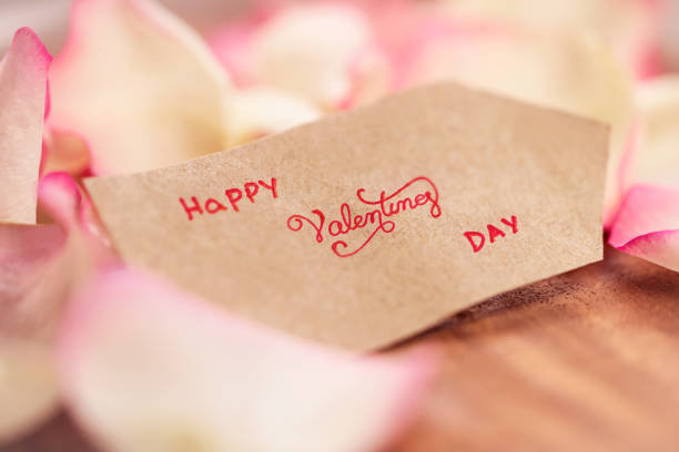 Embrace Sustainable Love: 5 Compelling Reasons to Choose Second-hand Gifts this Valentine's Day