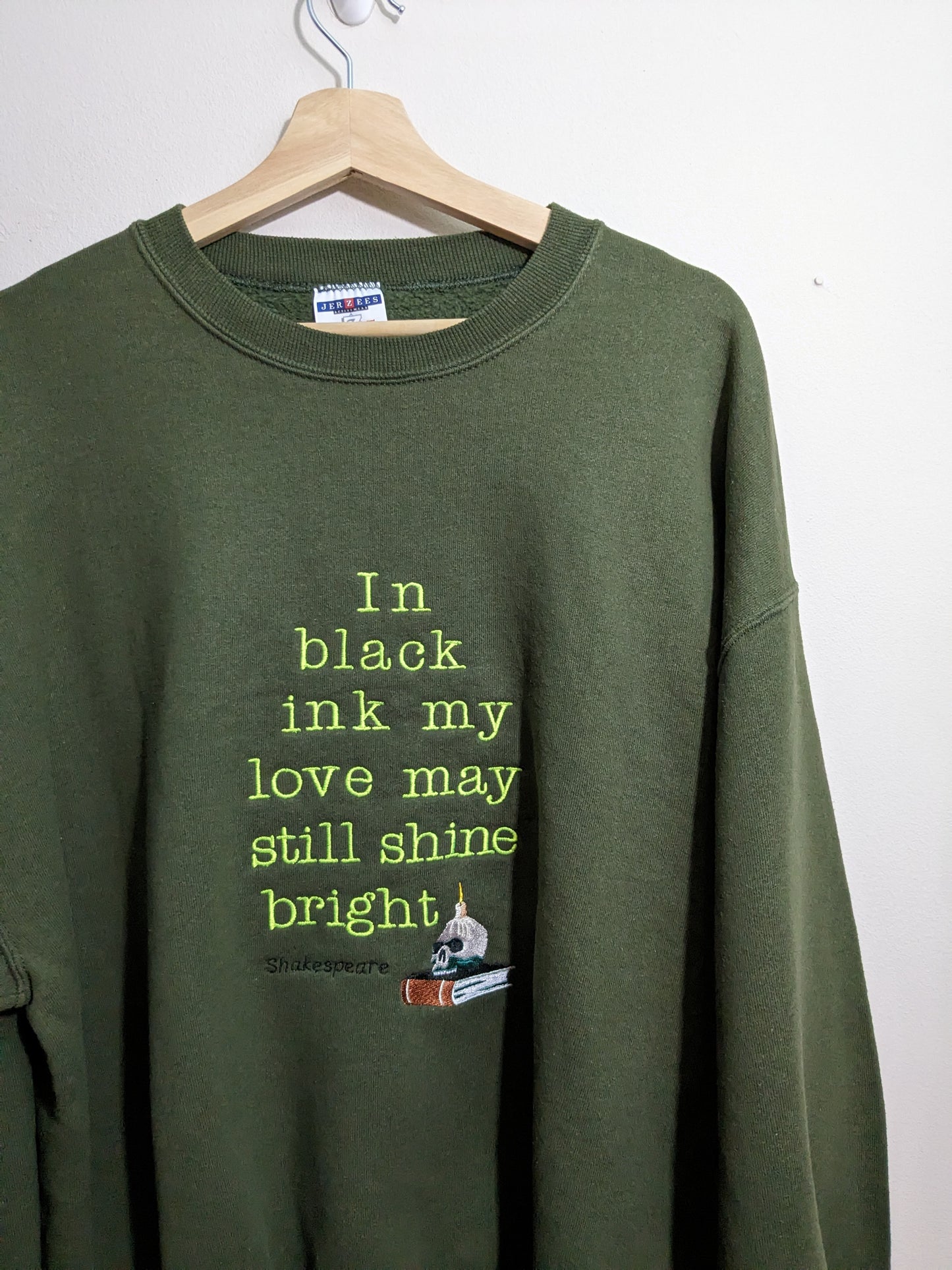 Size XL Khaki Green Reworked Sweatshirt - William Shakespeare - Bookstack - Embroidered Gothic Skull - Sonnet 65